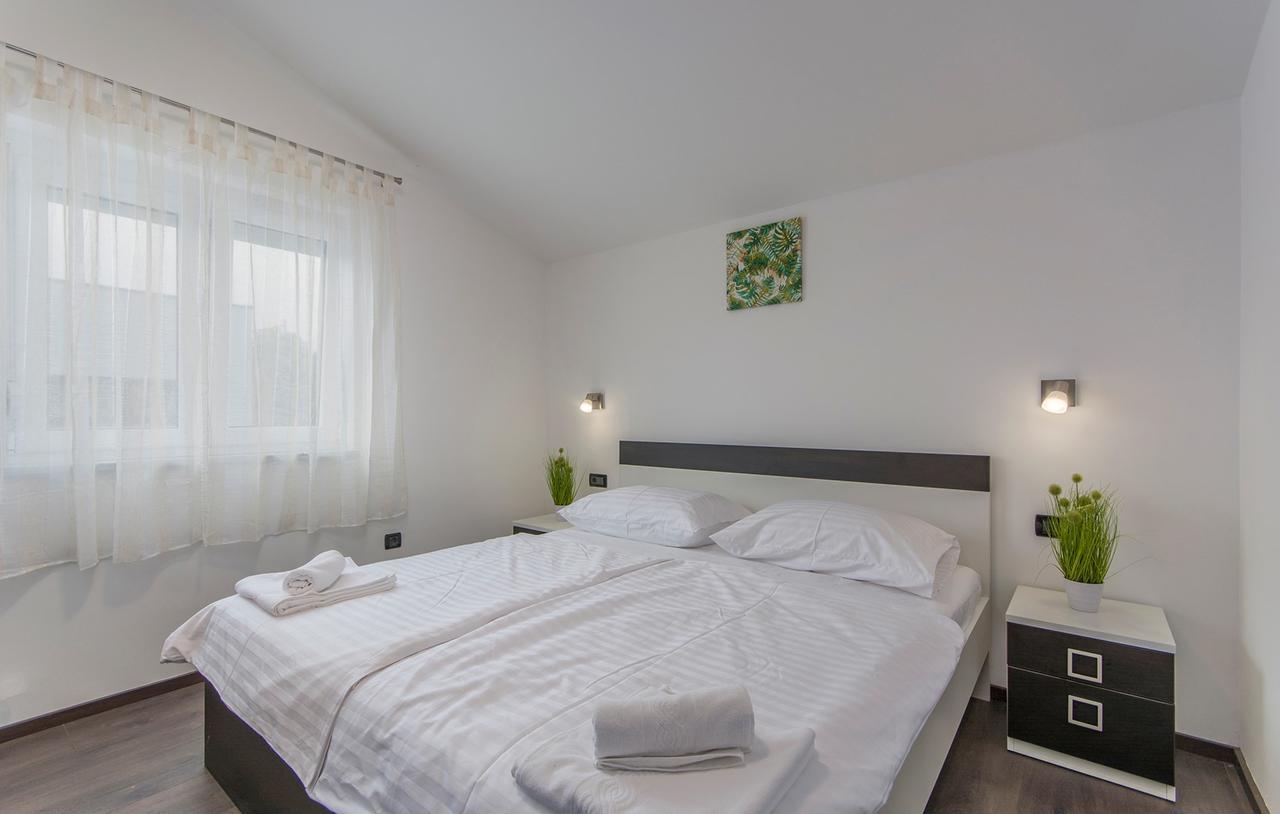 Silver Holiday House Vrvari Esterno foto